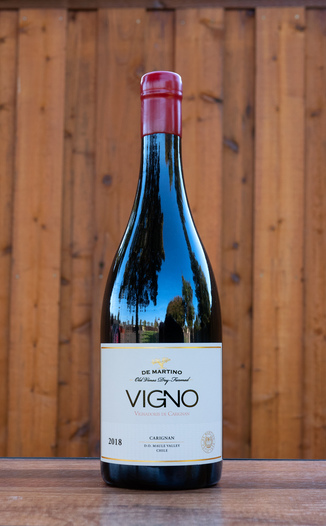 De Martino 2018 'VIGNO' Old Vines Dry Farmed Carignan 750ml Wine Bottle