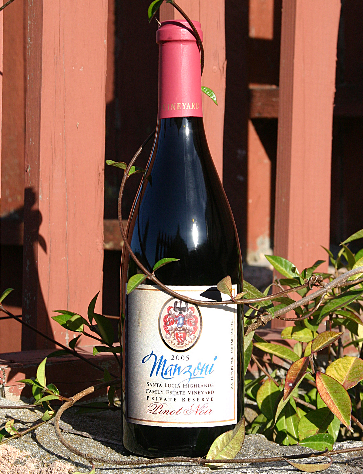 Manzoni Estate Vineyards 2005 Pinot Noir 750ml Wine Bottle