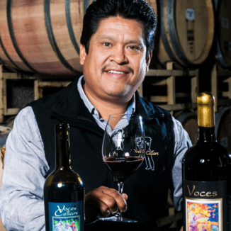Voces Winemaker Fernando Candelario