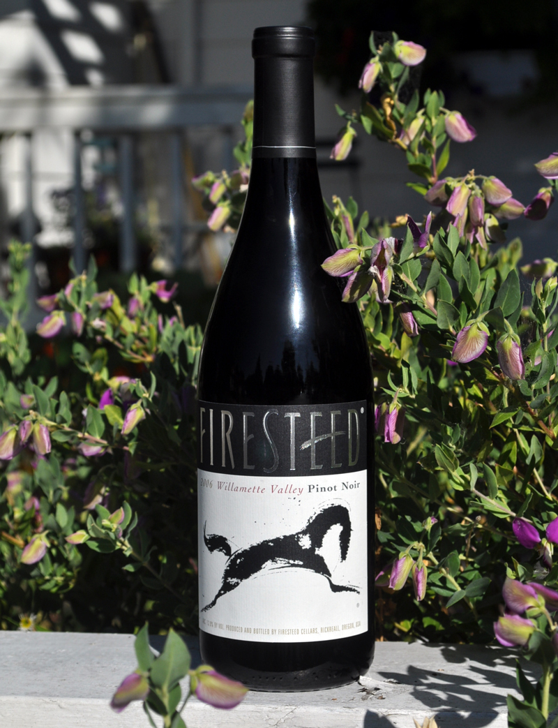 Firesteed Cellars Winery 2006 Pinot Noir 750ml Wine Bottle
