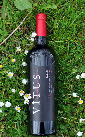 Vitus Wines 2010 Oakville Cabernet Sauvignon 750ml Wine Bottle