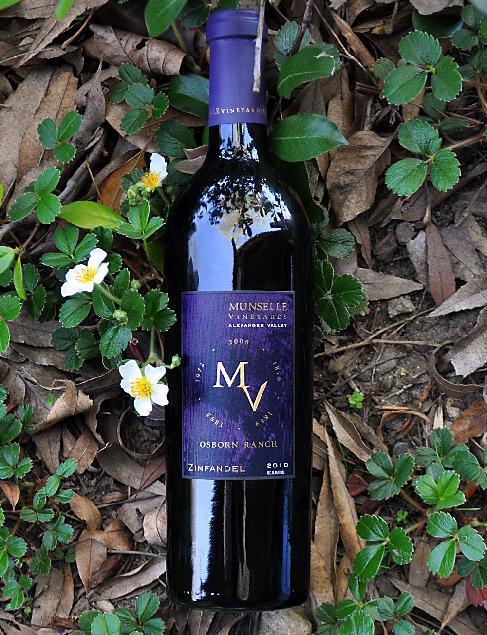 Munselle Vineyards 2010 Alexander Valley Zinfandel 750ml Wine Bottle