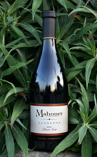 Mahoney Vineyards 2004 Carneros Pinot Noir 750ml Wine Bottle