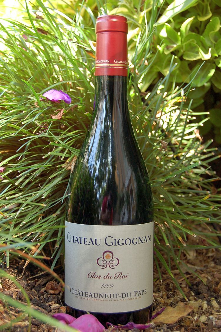 Chateau Gigognan 2004 Clos du Roi - Chateauneuf-du-Pape 750ml Wine Bottle