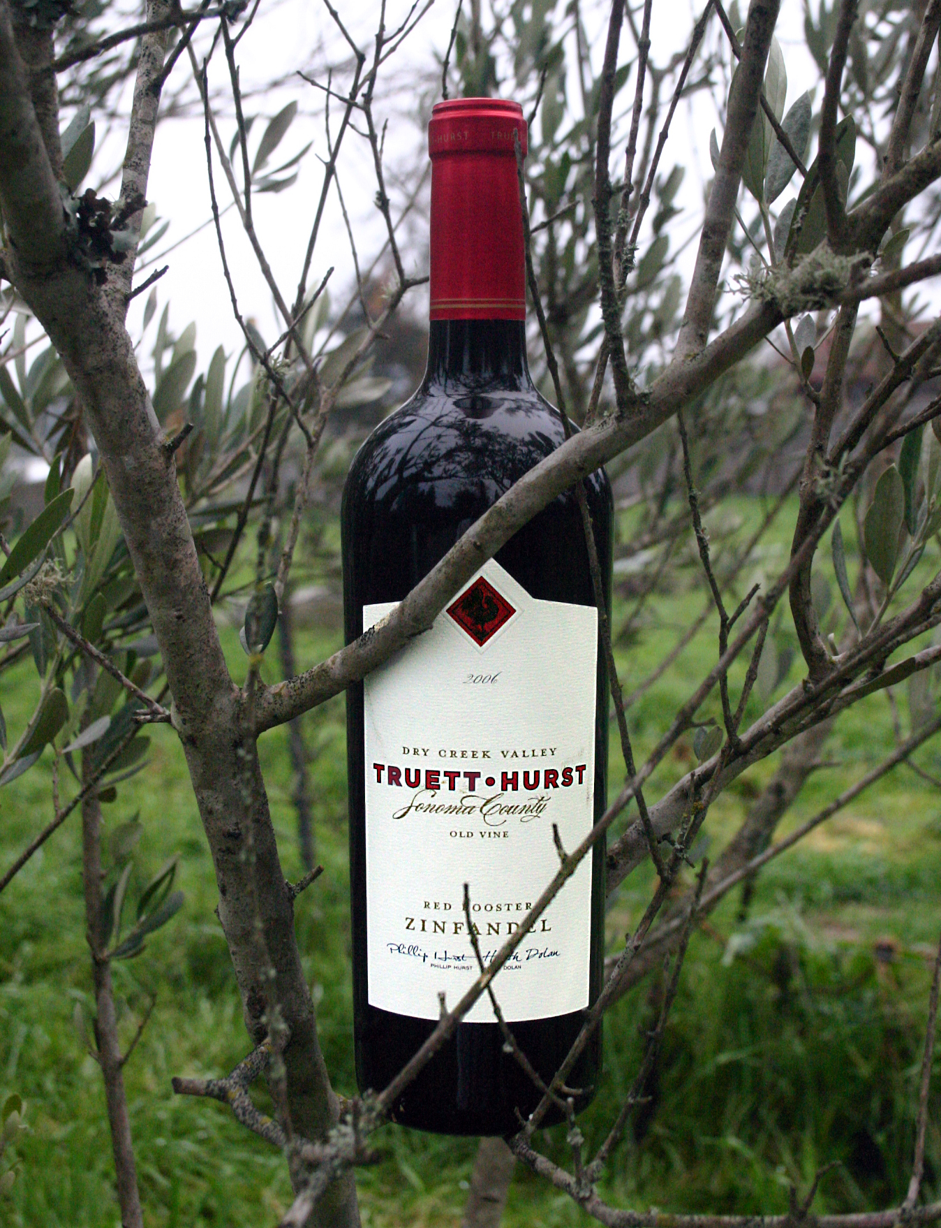 Truett-Hurst Vineyards & Winery 2006 Red Rooster Old Vine Zinfandel 750ml Wine Bottle
