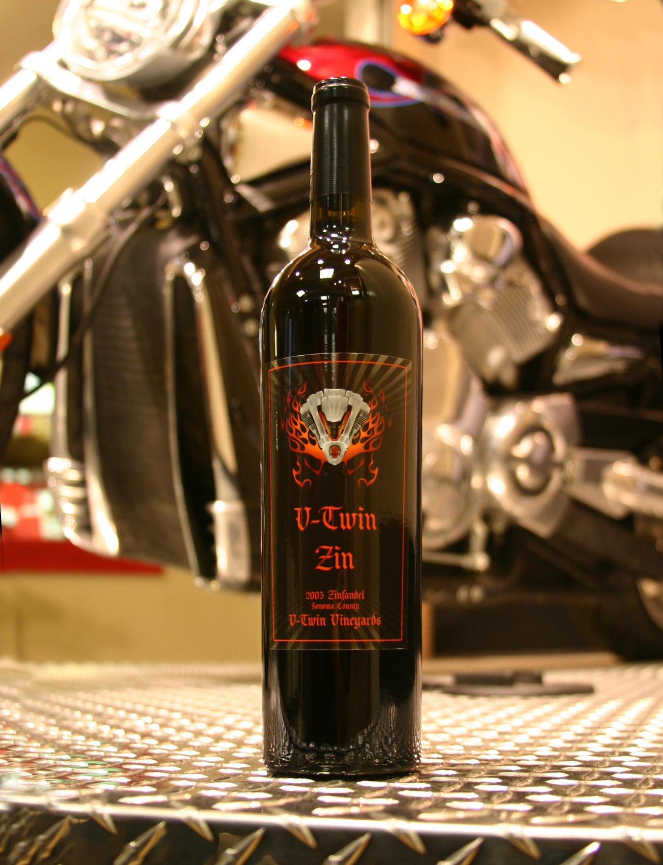 V-Twin Vineyards 2005 V-Twin Zin 750ml Wine Bottle