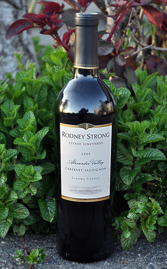 Rodney Strong Vineyards 2005 Alexander Valley Cabernet Sauvignon 750ml Wine Bottle