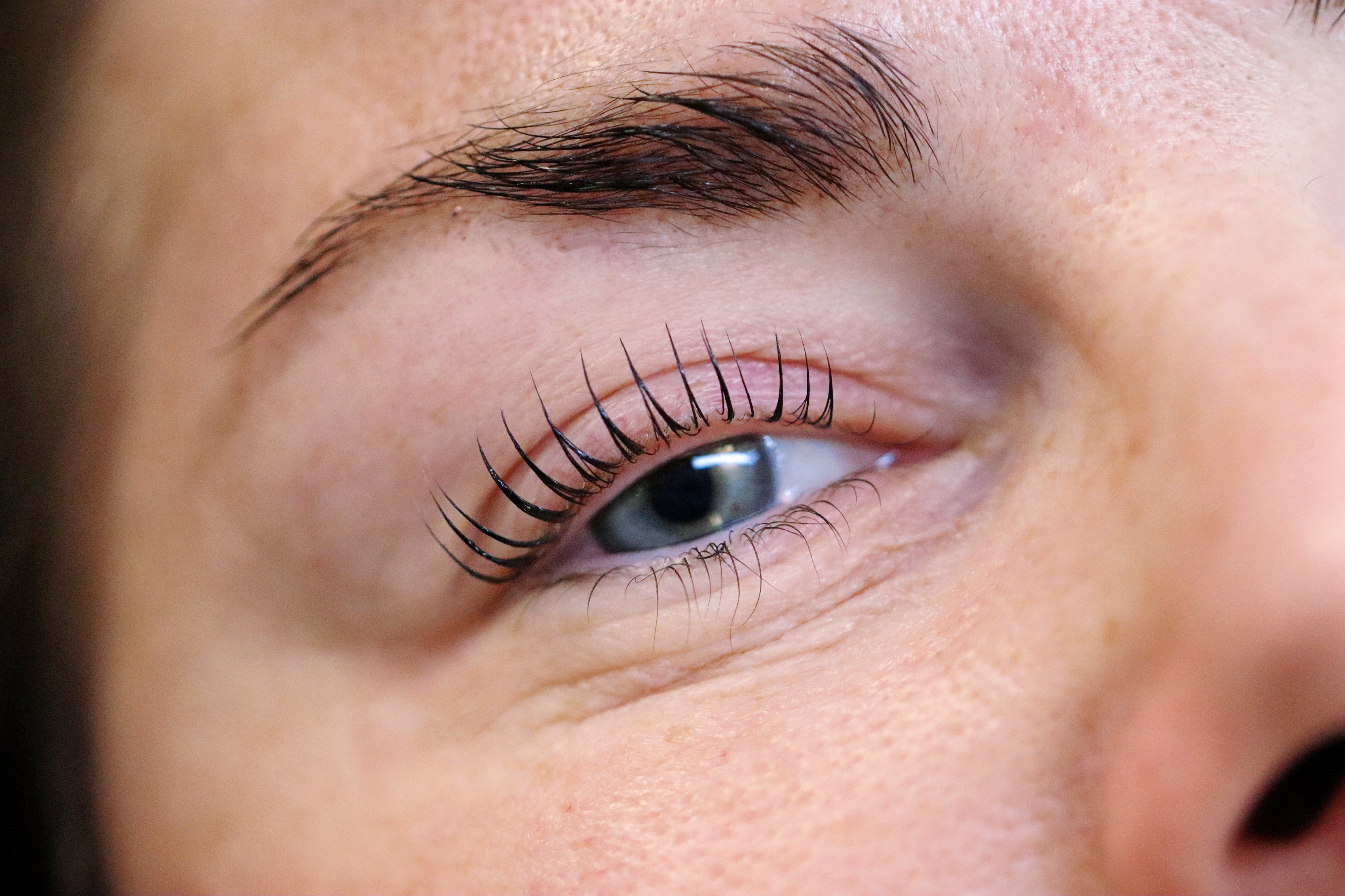 Korean lash lift and tint by Authentik Artistry online training. 