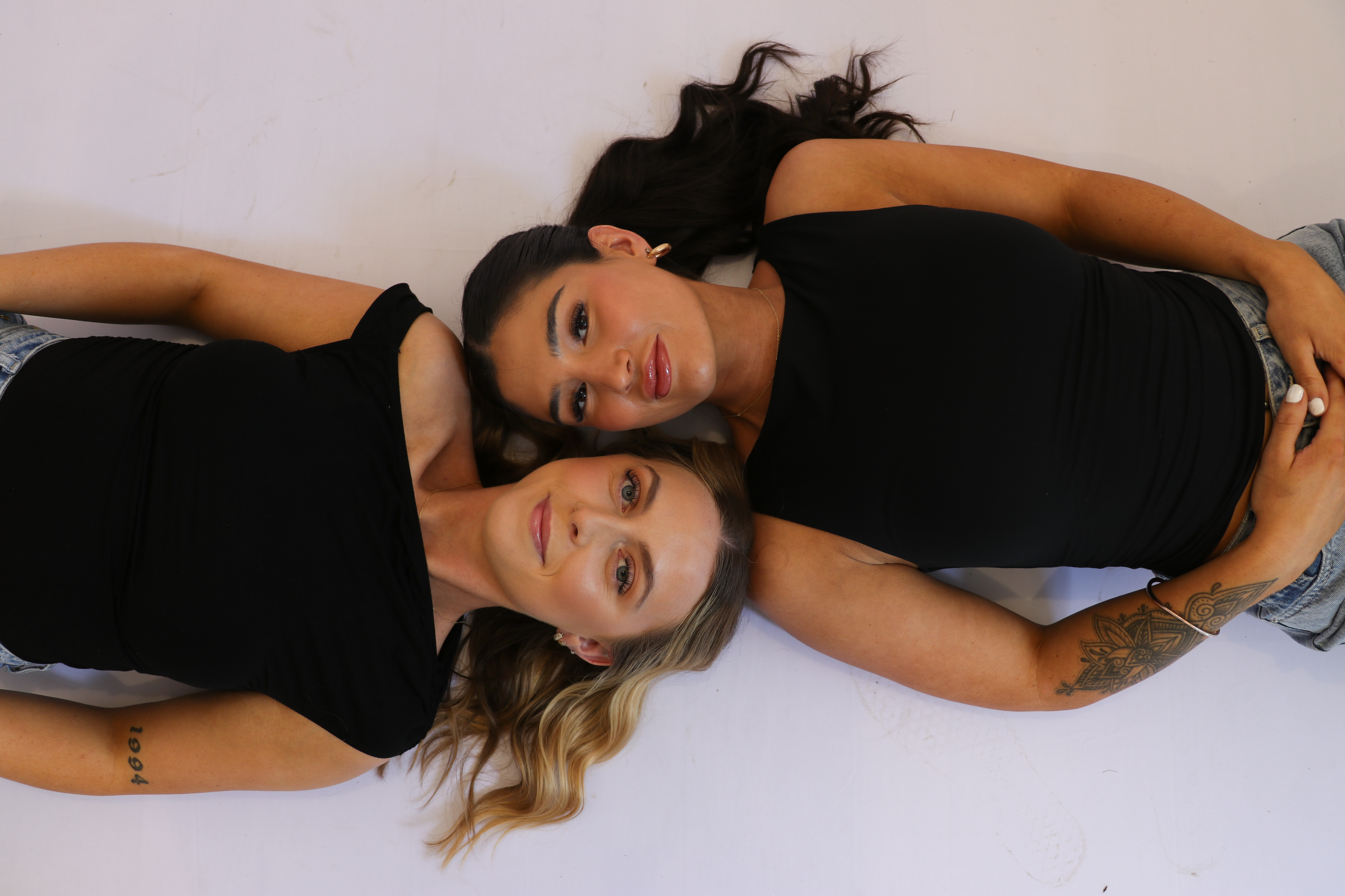 classic eyelash extensions, volume eyelash extensions