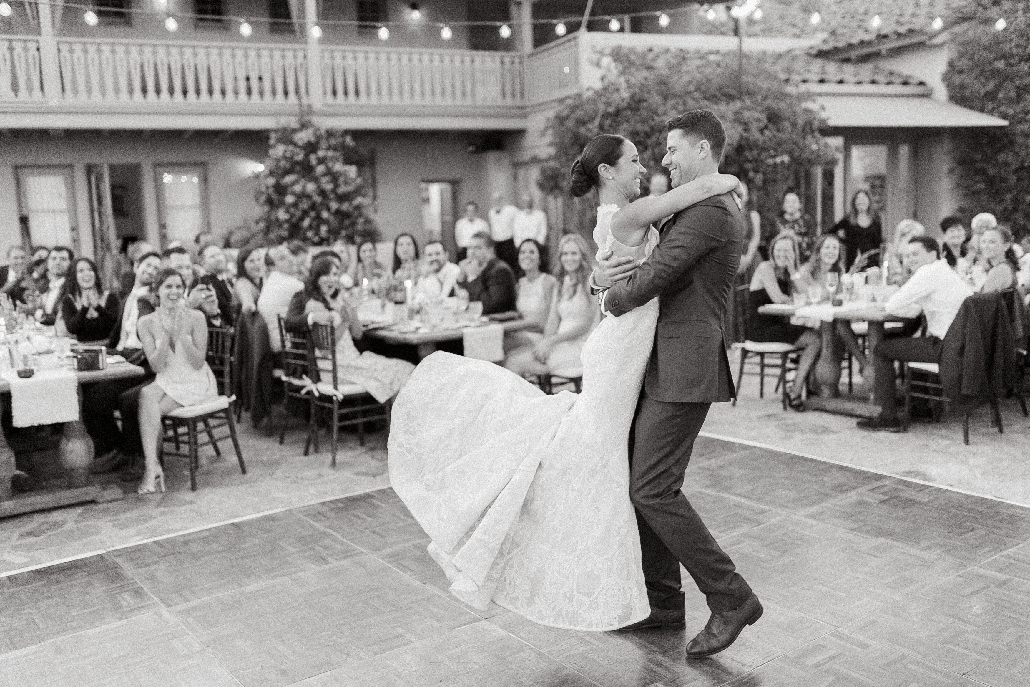 chloe & evan, alex w photography, the o'donnell house california, first dance charlotte