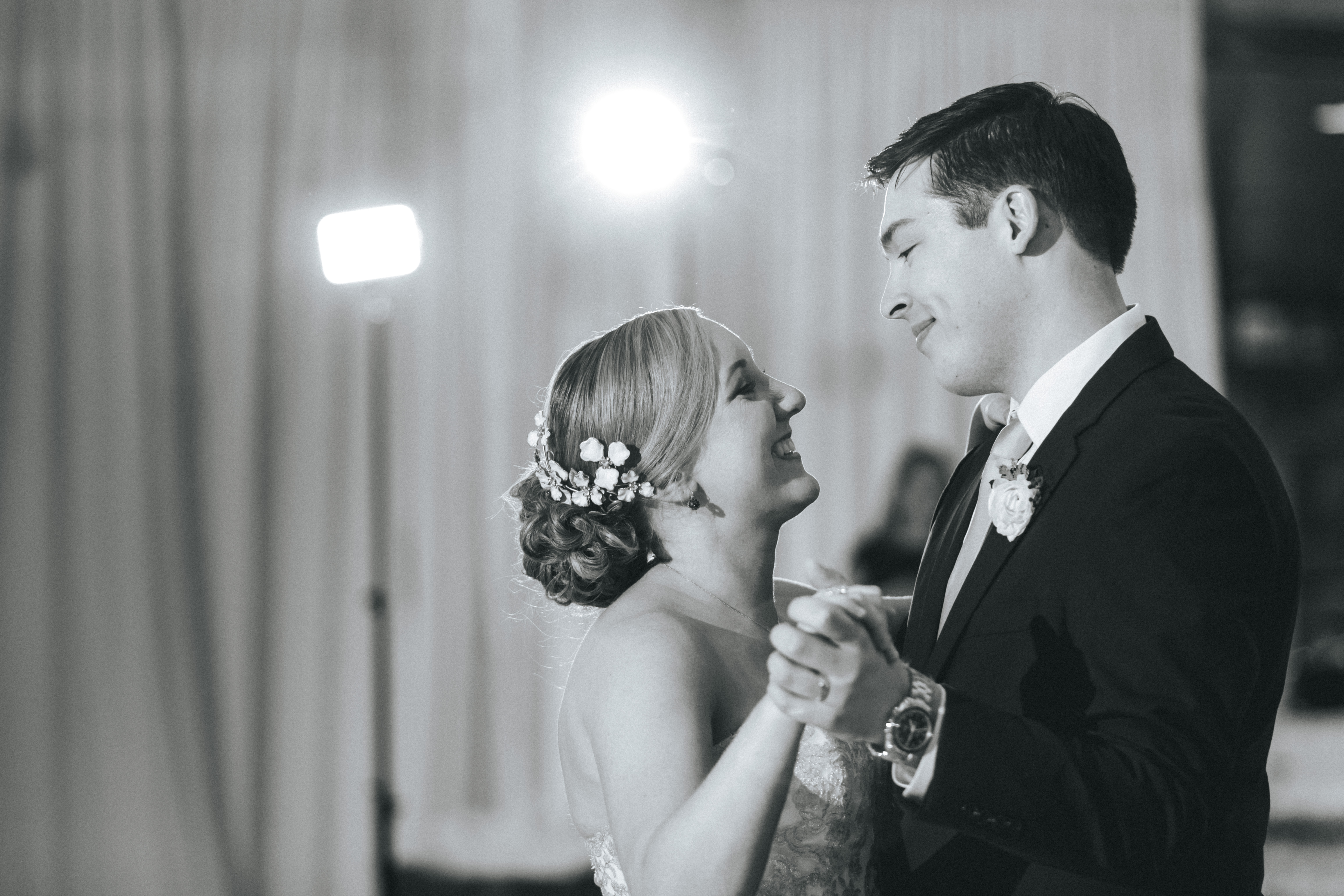 Jaclyn & Dustin, Sean Money Elizabeth Faye Photography, The Cedar Room Charleston, wedding dance kissing dip
