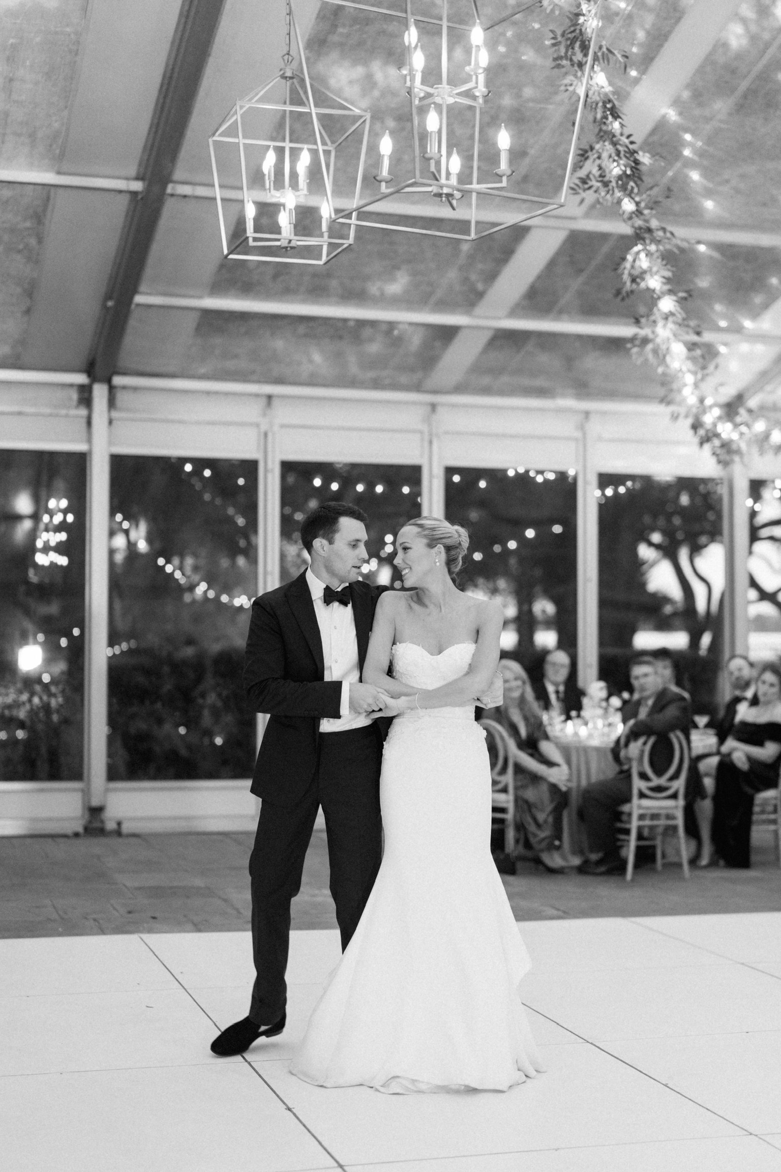 taylor laine, haley foster Photography, sweet symphony, first dance charlotte