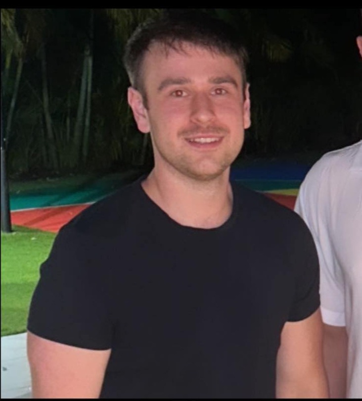 Picture of the author Vincent Burburan