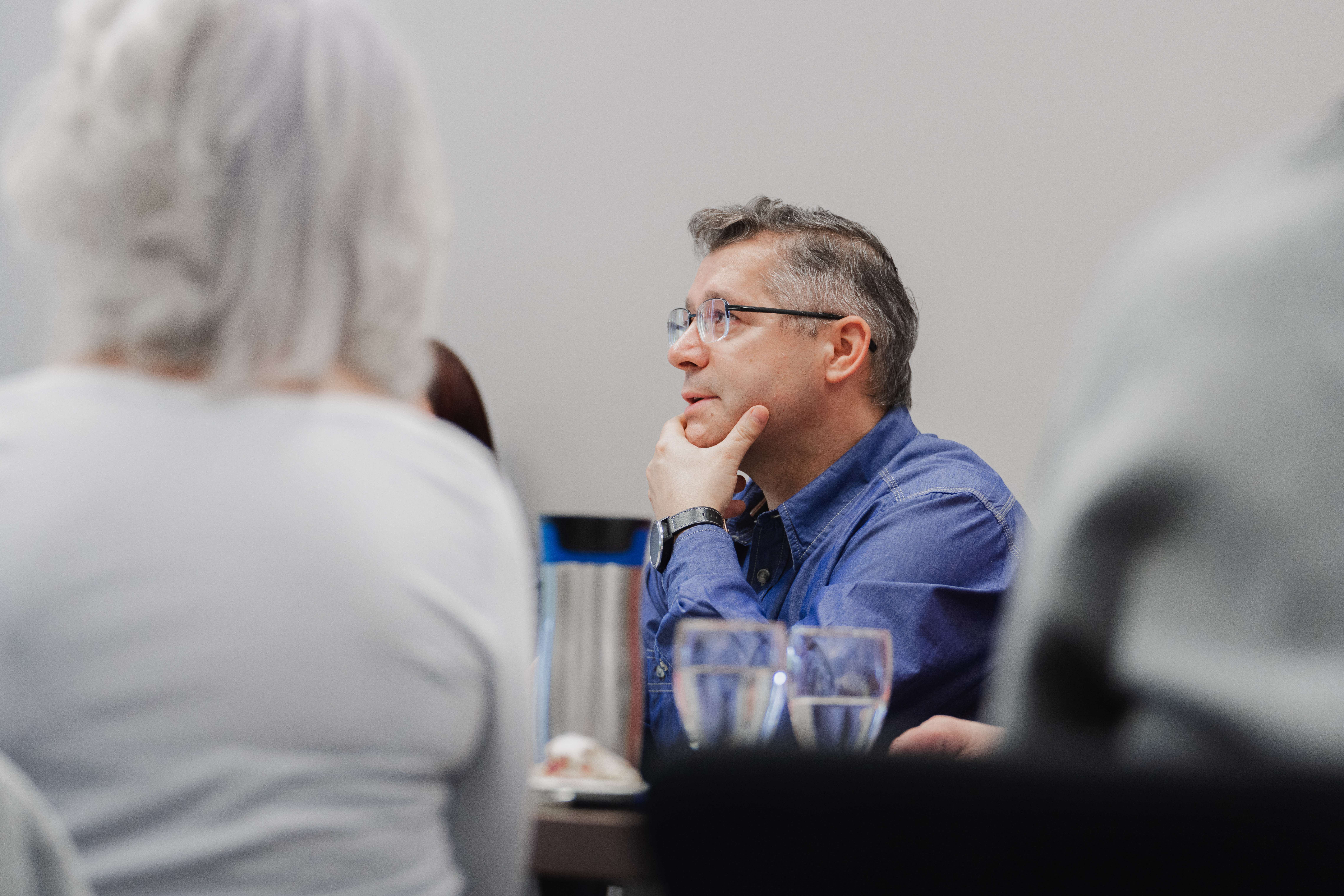 Image of a leader participating in a Speak to Lead Masterclass.