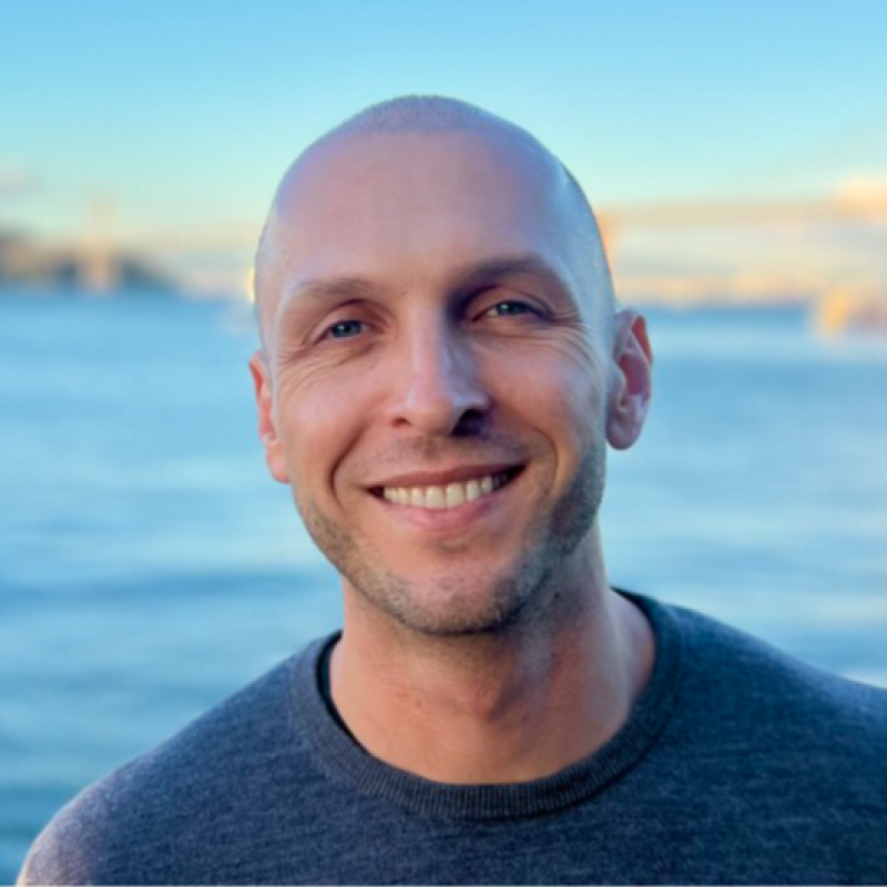 Find out more about Alex Wallash at bluegoldfish.co