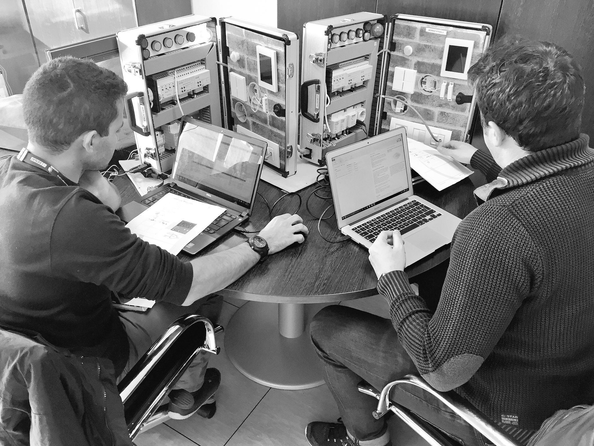 Formación Certificada KNX Formación Certificada KNX