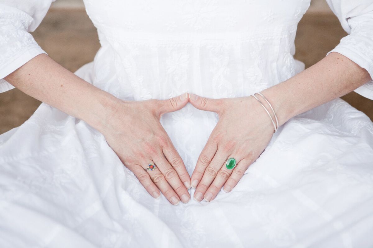 Soft beige paper texture used as a clean background for course content