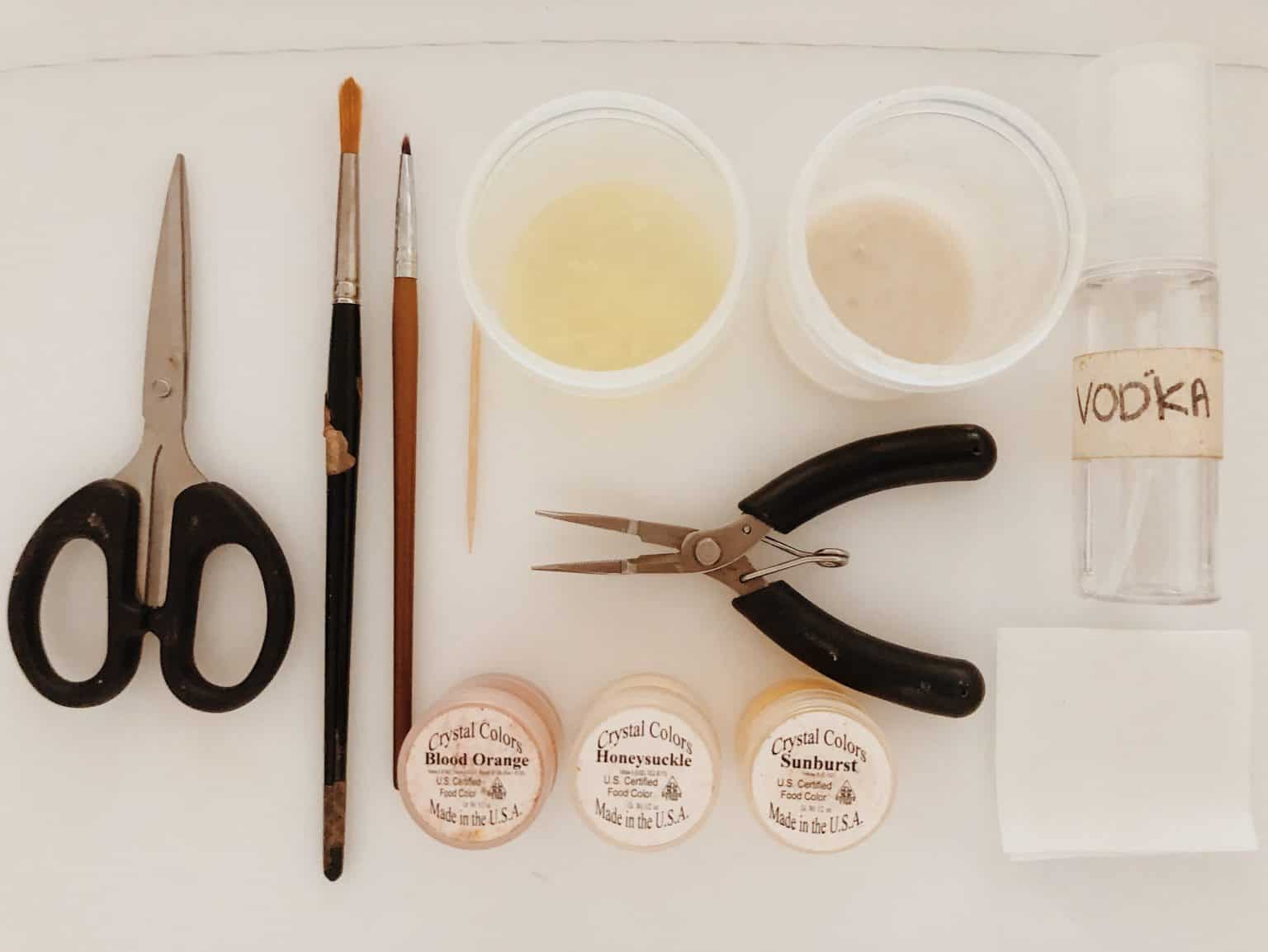 Wafer Paper Flowers How to Make and Store Them [+Tutorials]