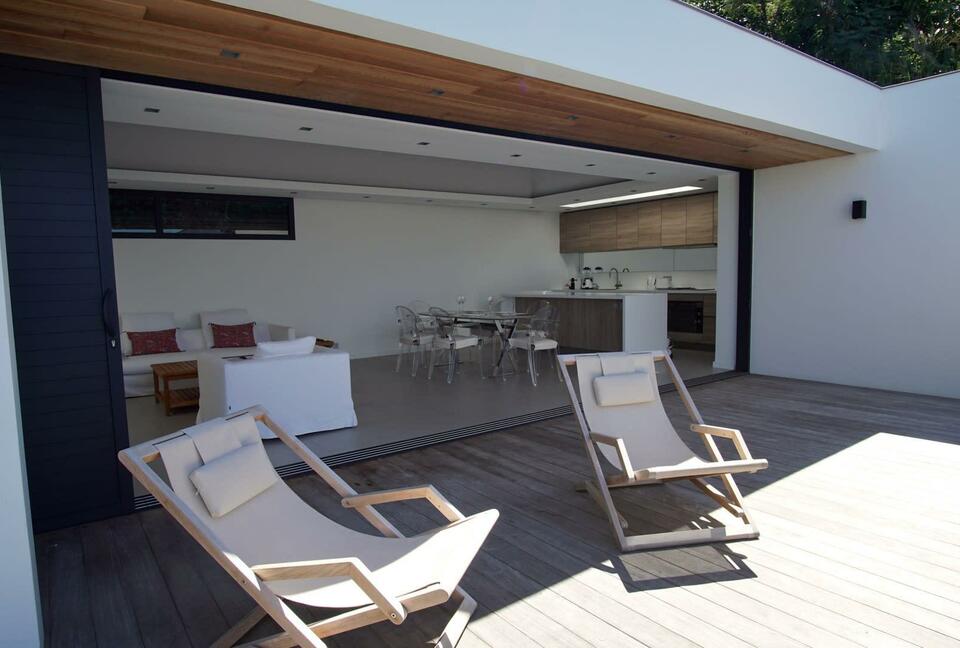 Ultramodern Villa in the Heart of St Jean Beach