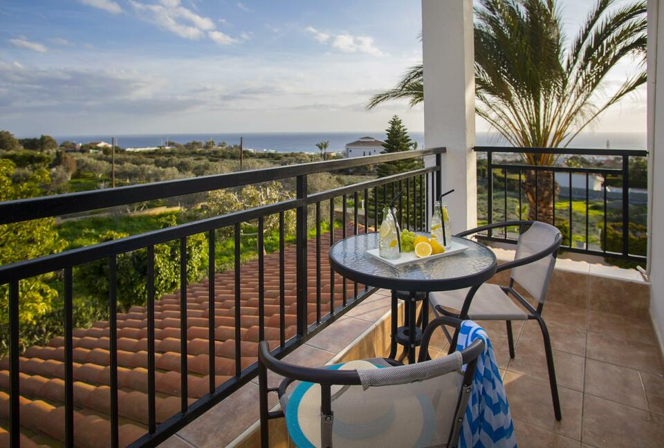 Gorgeous Villa With An Outdoor Pool