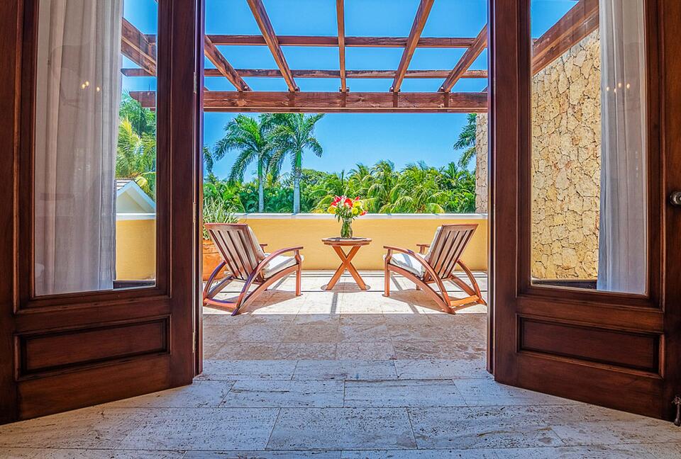 Villa Maji - Luxury Water Oasis Set Amongst the Palms in Cabarete