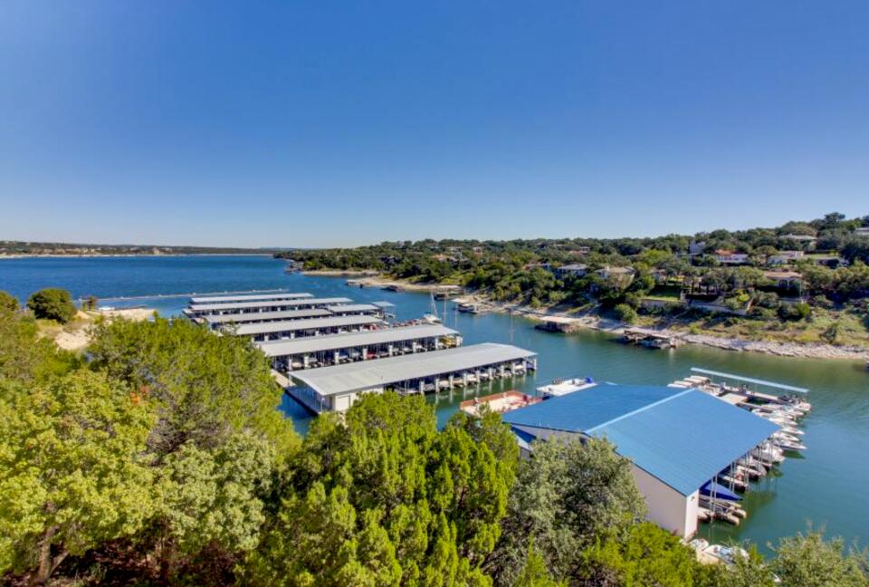 Lakeway Luxury Lakefront