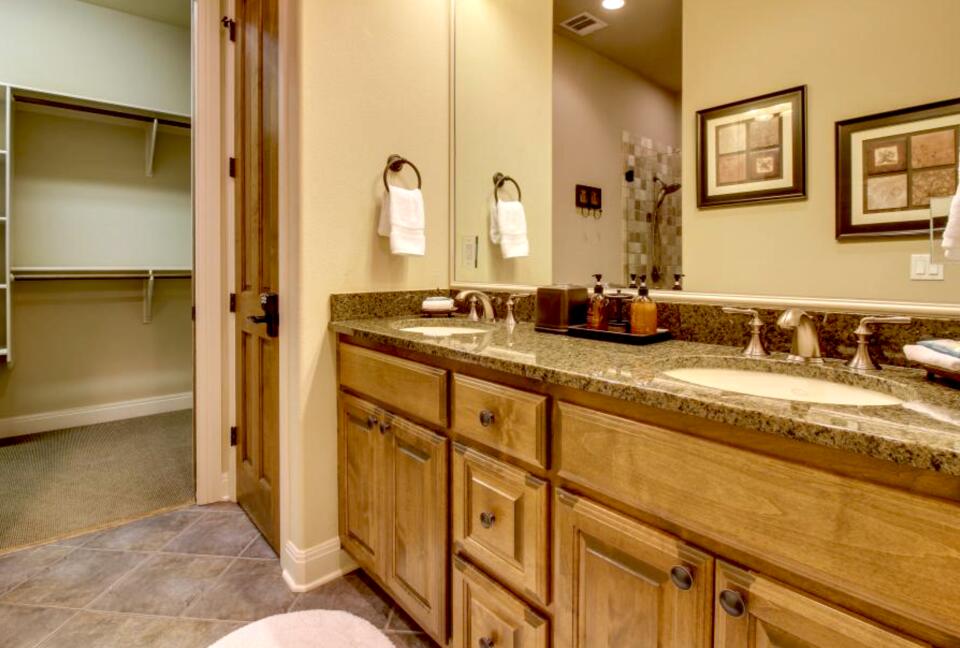 Lakeway Luxury Lakefront