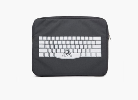 Tech Cases & Pouches
