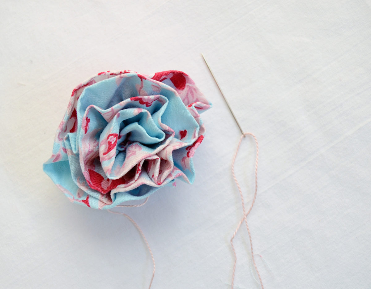 How to Make a Fabric Rosette Threads