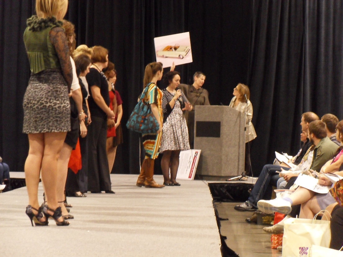 Novi Report Part 1 Snapshots from the American Sewing Expo Threads