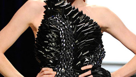 Project Runway: It's a Party! - Threads
