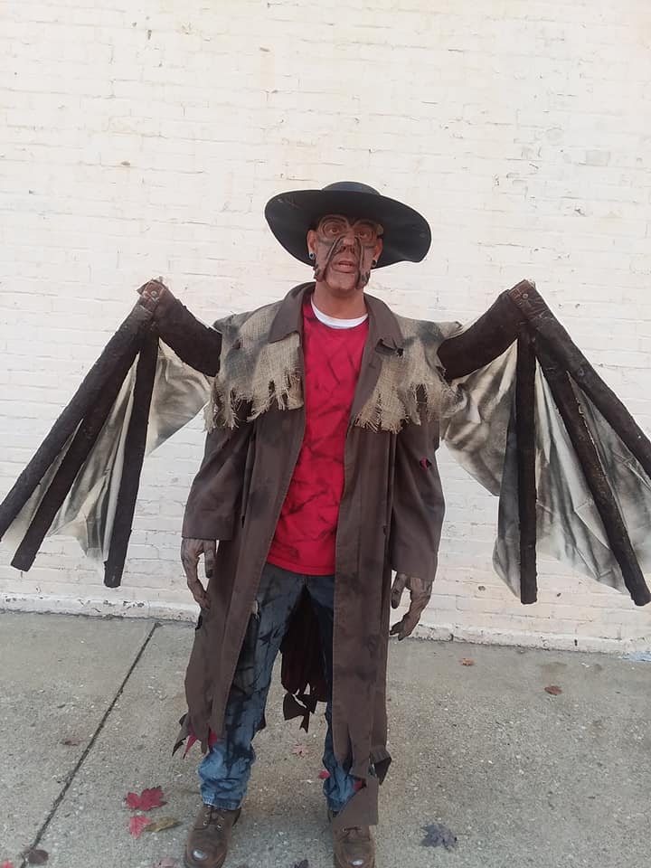 Jeepers Creepers!!!! - Threads