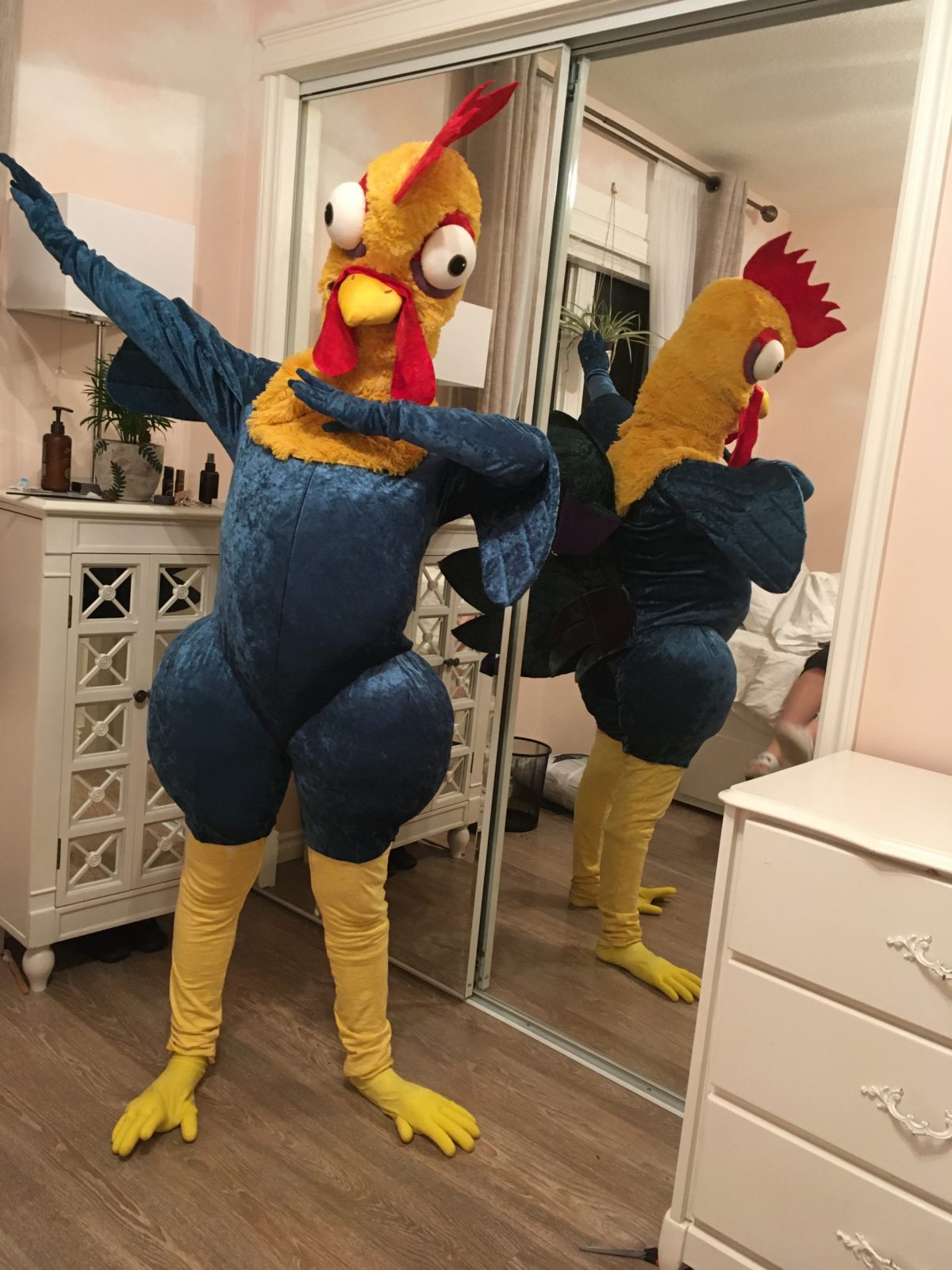 Hei Hei Threads