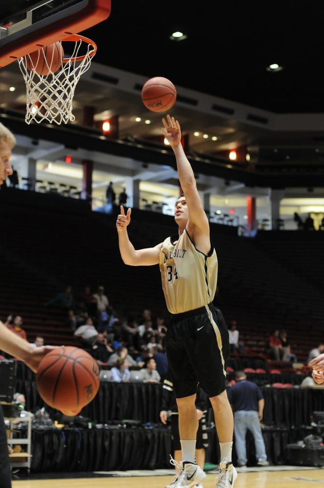 Vanderbilt freshman Shelby Moats warms up at Wednesday's open practice in Albuquerque.  