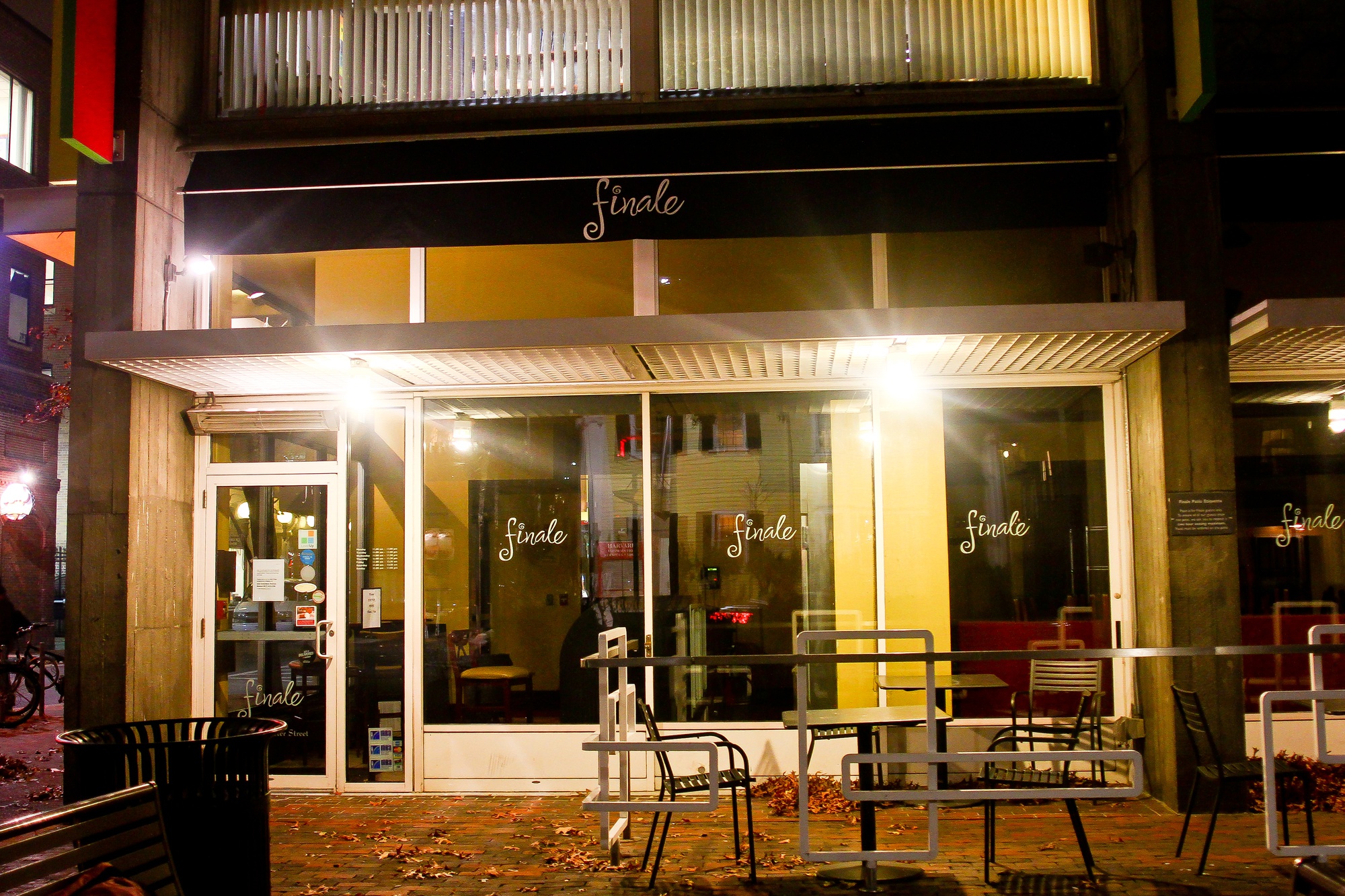 Finale Dessert Shop Closes Harvard Square Location News The Harvard