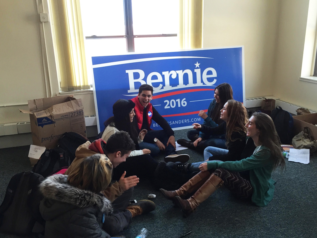 Harvard Students for Bernie | News | The Harvard Crimson