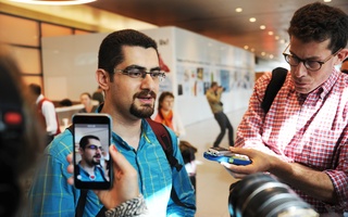 Saravi Speaks to the Press