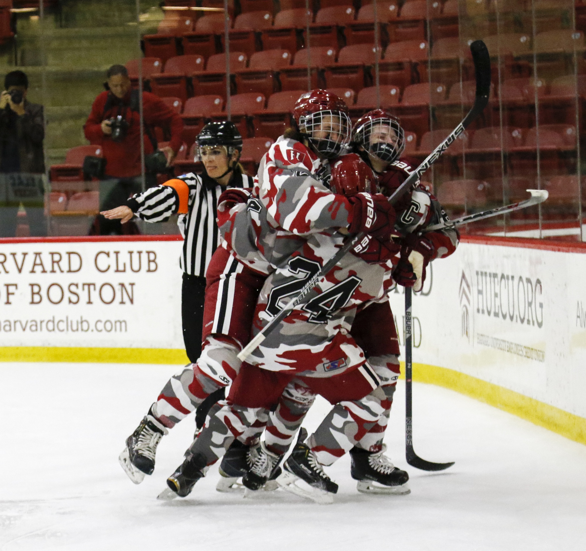 Women's Ice Hockey Starts Strong in Rebound Season Sports The