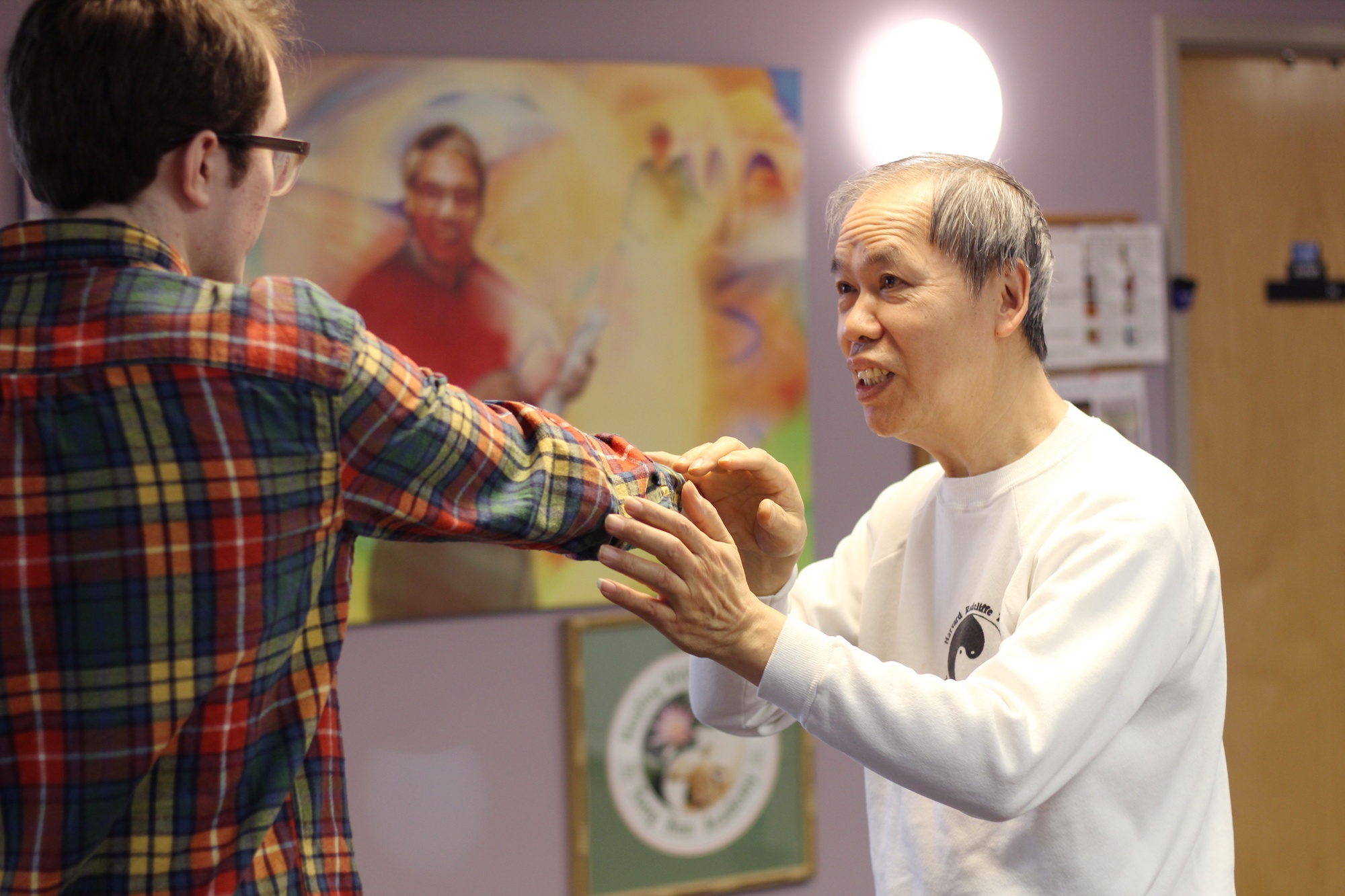 Harvard Remembers Beloved Tai Chi Instructor and Adams House Affiliate Yon Lee | News - Vimarsana News