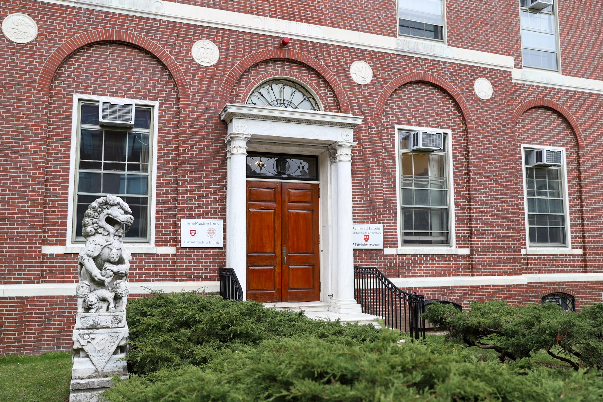 James Robson Appointed New Director of Harvard-Yenching Institute | News - Vimarsana News