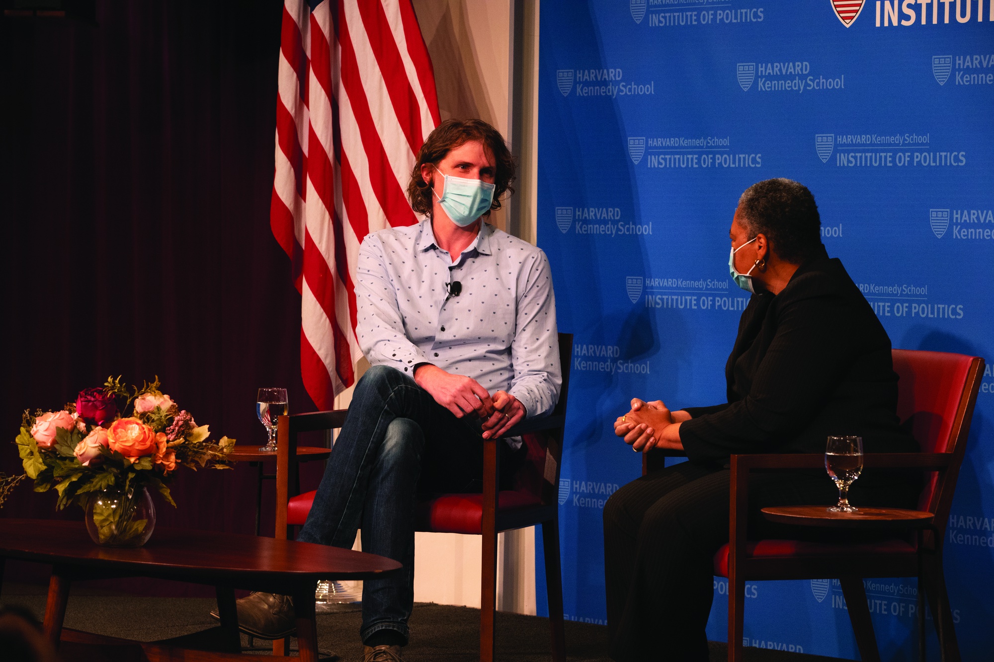 Journalist Who Exposed Facebook Files Discusses Company's Internal Affairs at IOP | News - Vimarsana News