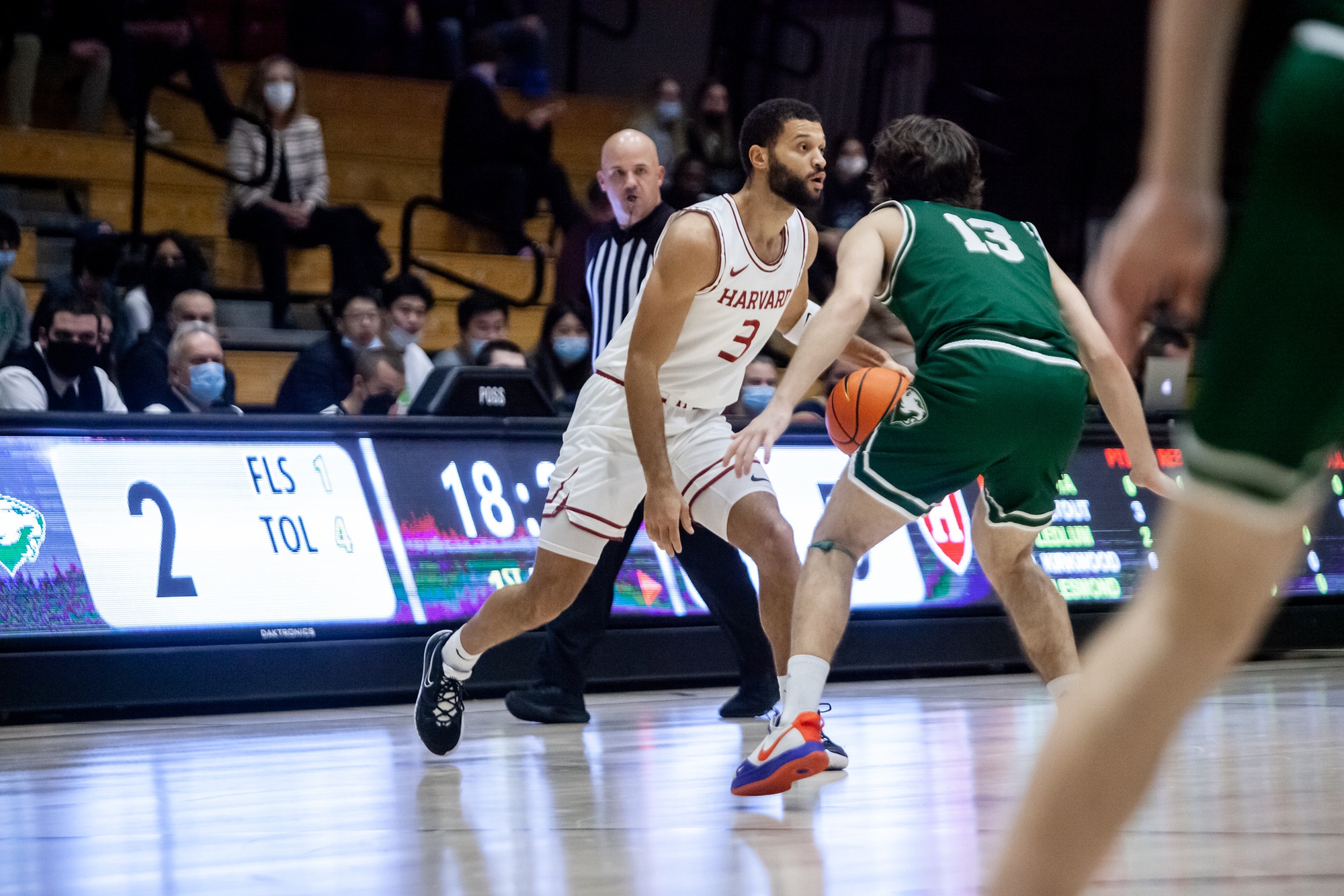 As Holidays Approach, Alarm Bells Ring for Men's Basketball | Sports - Vimarsana News