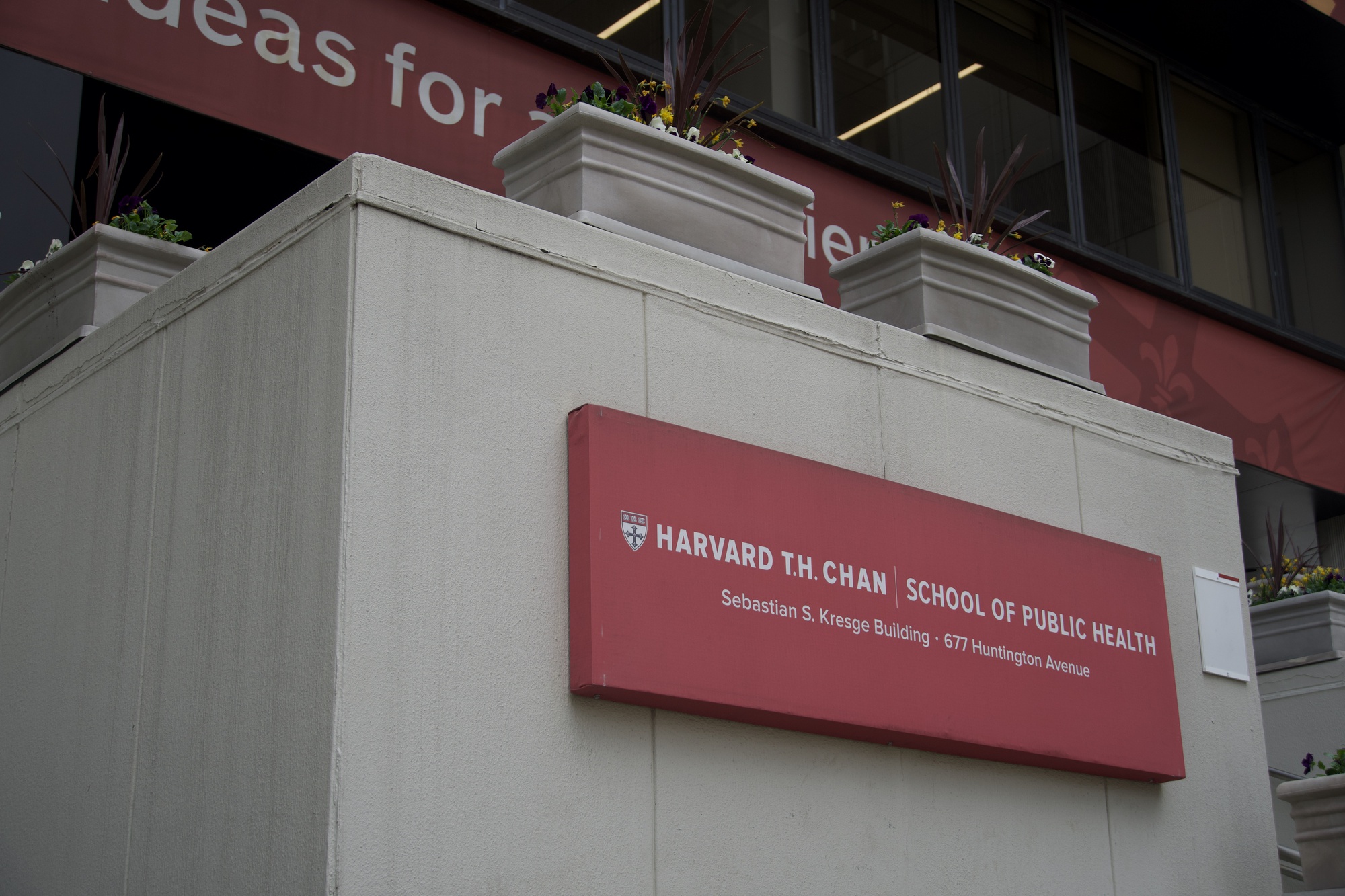 Harvard C-CHANGE Names 17 Social Media Influencers to 2024 Climate Creators to Watch List | News - Vimarsana News