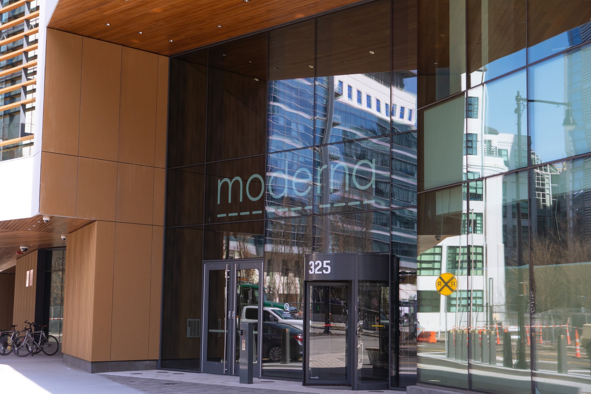 Moderna and Fidelity Investments Kendall Square The Workplace Wild West