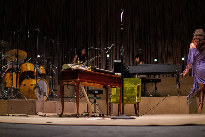 Clairo Roadrunner Set