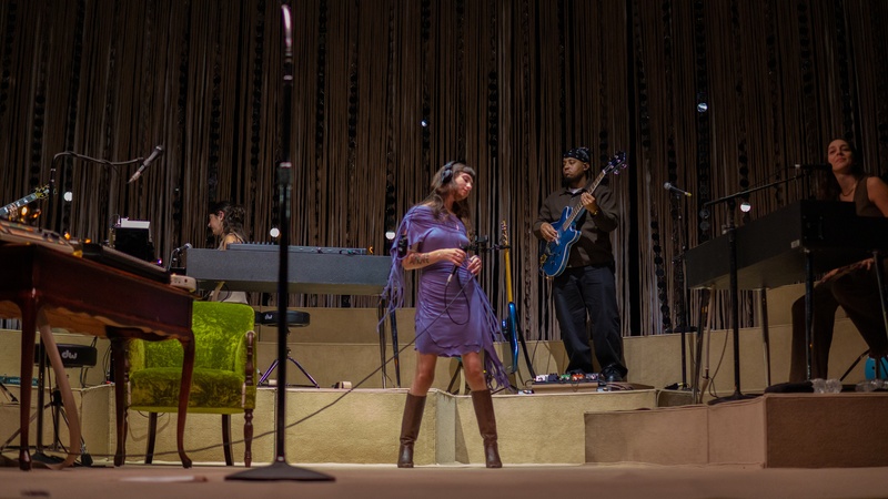 Clairo Roadrunner Closing