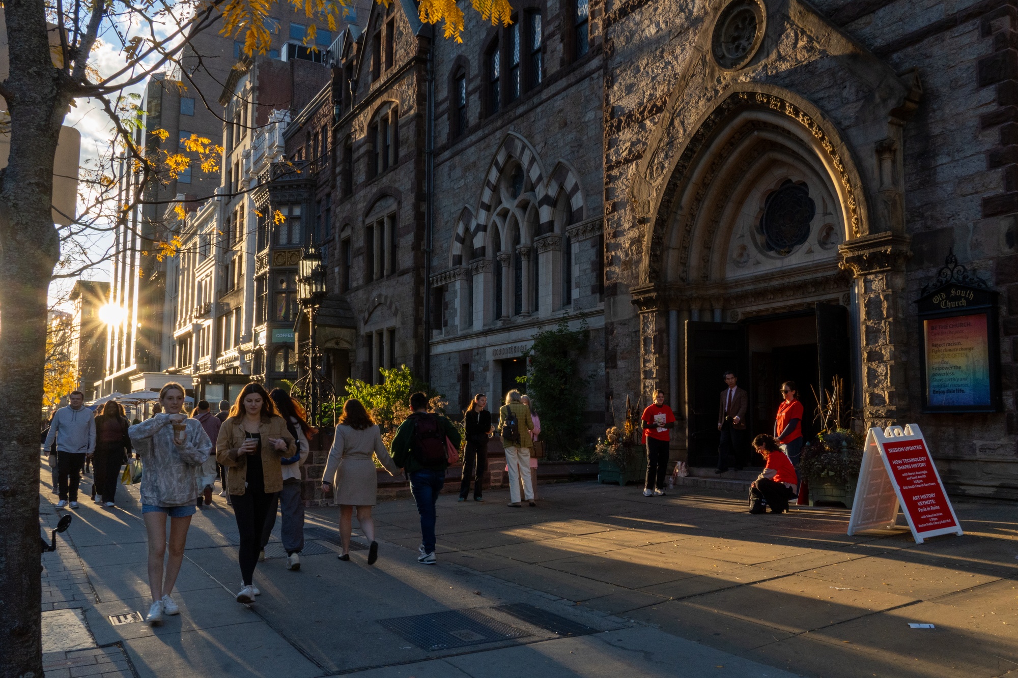 Jeffrey Deaver & Isabella Maldonado Share Writing Secrets at Boston Book Festival - News Directory 3