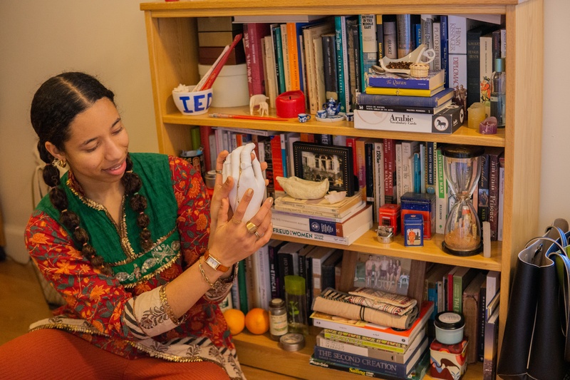 Irati Evworo Diez Bookshelf