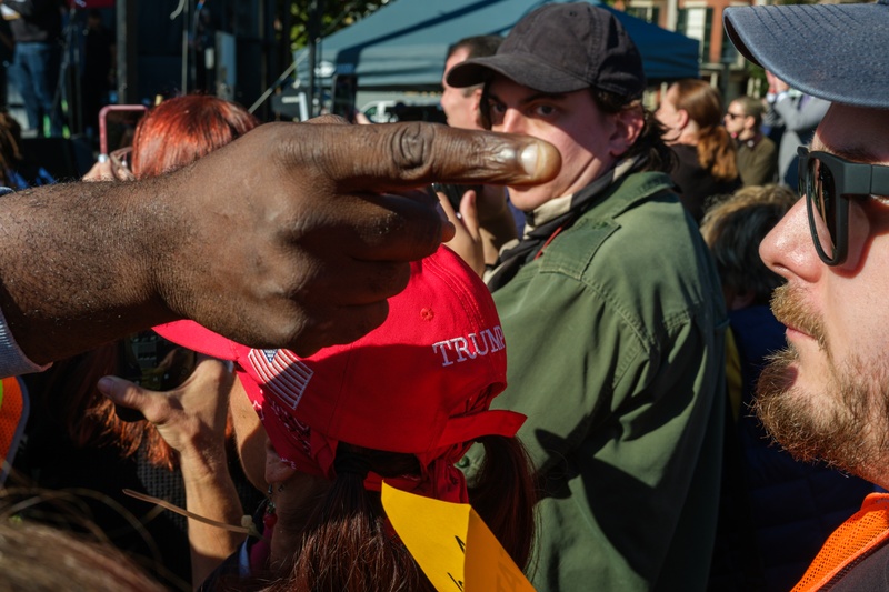 Shawn Nelson Directs an Accusatory Finger