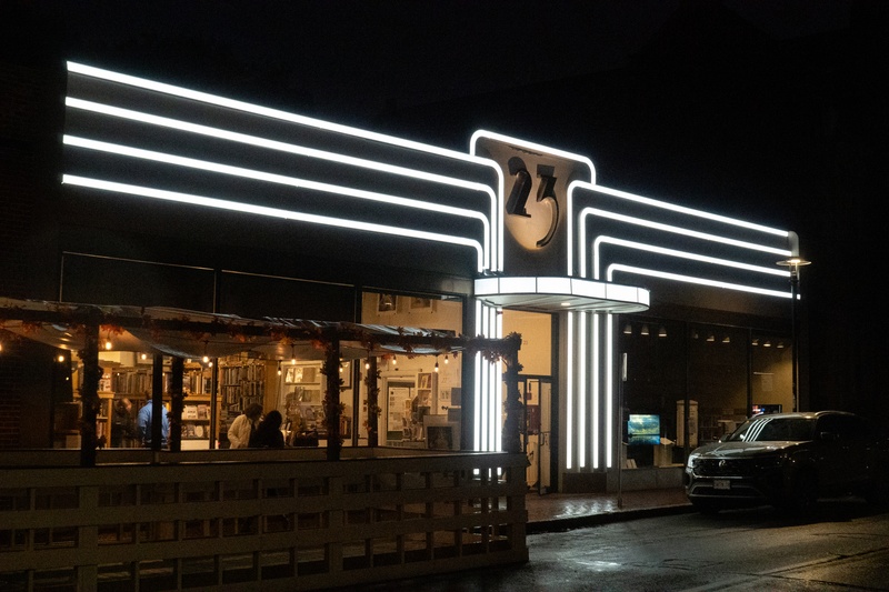 23 Church Street Historic Lighting